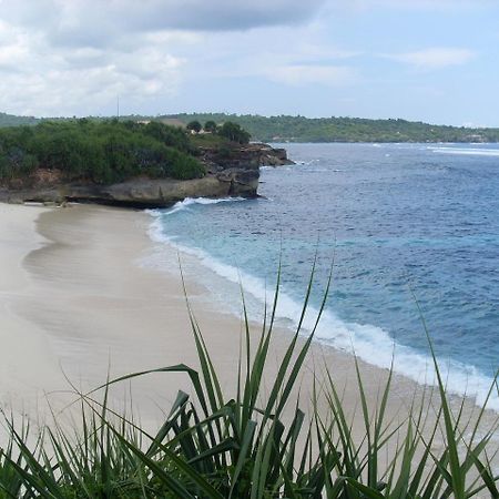 Titi Hostel Nusa Lembongan  Ngoại thất bức ảnh