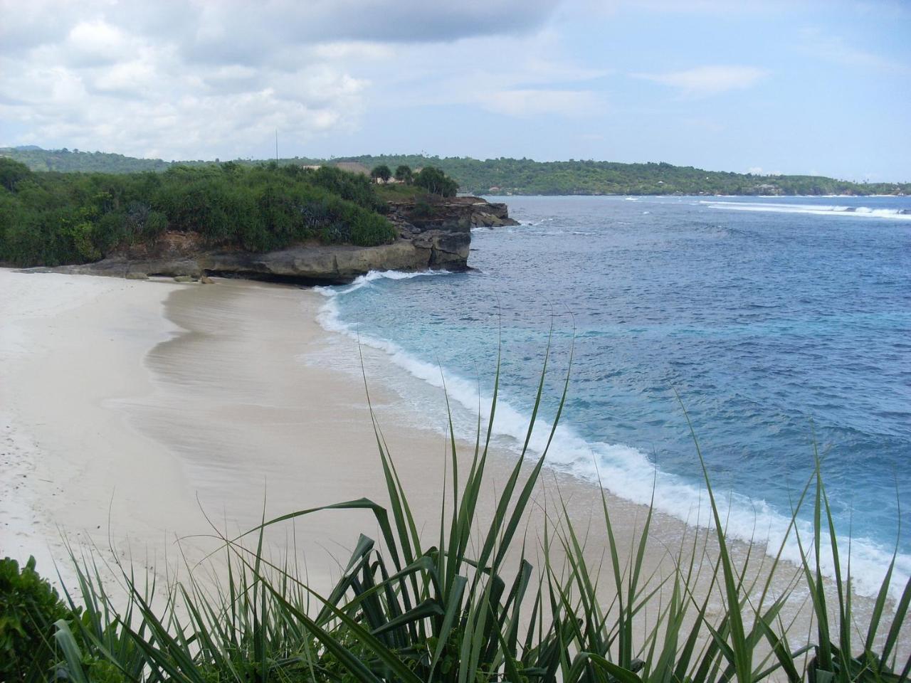 Titi Hostel Nusa Lembongan  Ngoại thất bức ảnh